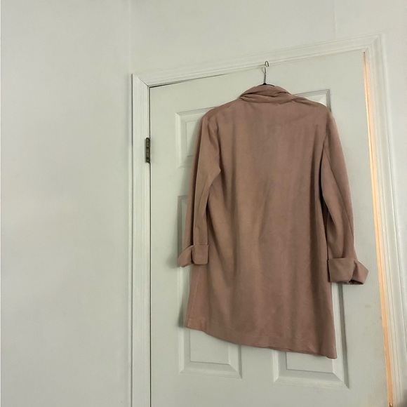 Blush Pink Blazer - Picture 4 of 4